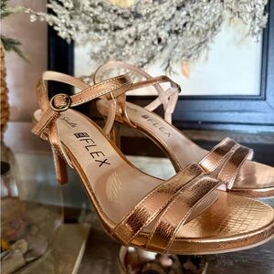 Life Stride Women's Copper Holiday Heels